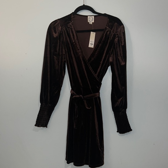 Brown wrap dress - Picture 1 of 2